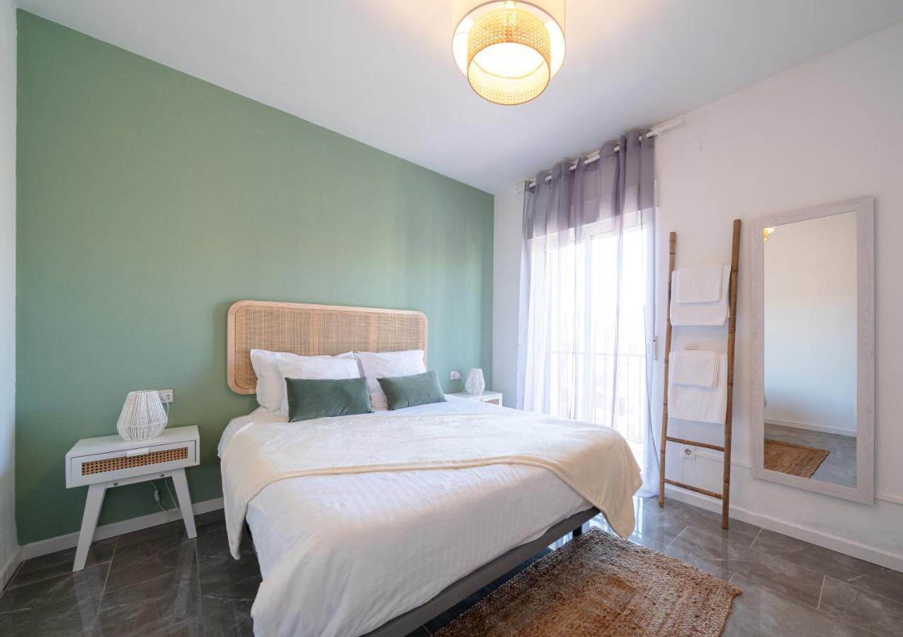 Bonito Apartamento Equipado, Cerca De La Playa Empuriabrava Esterno foto